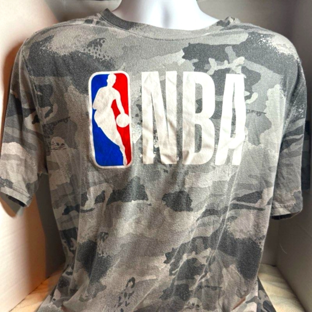 NBA Black/Gray Camouflage T Shirt Size XL